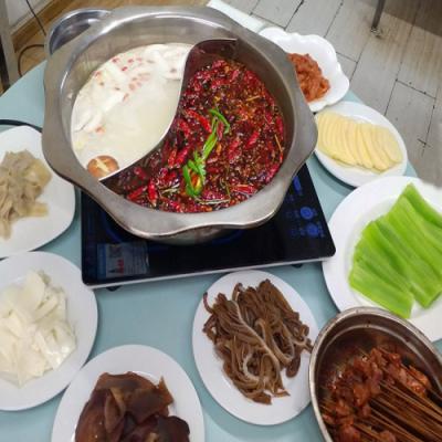 清油与牛油火锅有什么区别?成都火锅技术麻豆AV免费看网站告诉你!