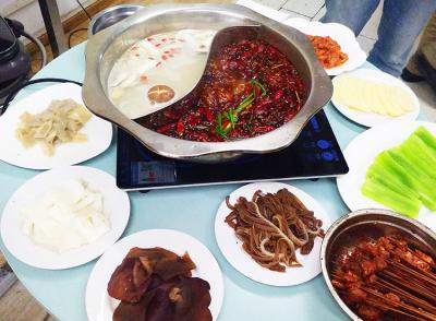 火锅麻豆AV免费看网站哪家正宗?麻豆一级片视频电影清爽自然回味悠长