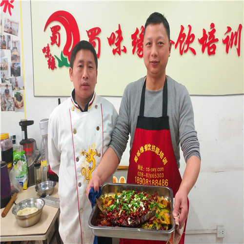 黄色软件麻豆APP下载做烤鱼