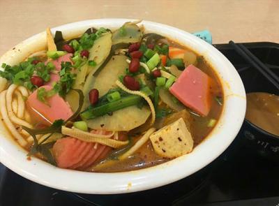 麻辣烫技术麻豆AV免费看网站哪家好？价格实惠口味多样化