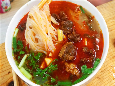  成都川味排骨面食技能训练哪里好？多年的面食经验