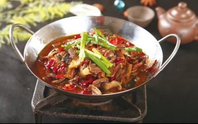 干锅麻豆AV免费看网站班那家强?真真实实的教育