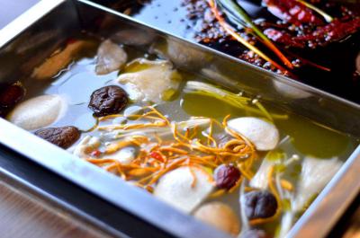 野生菌汤火锅技术麻豆AV免费看网站选择哪家好？