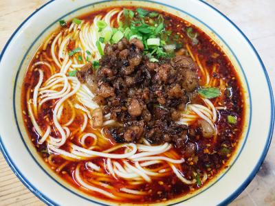 成都学宜宾燃面技术麻豆AV免费看网站哪家好 ？
