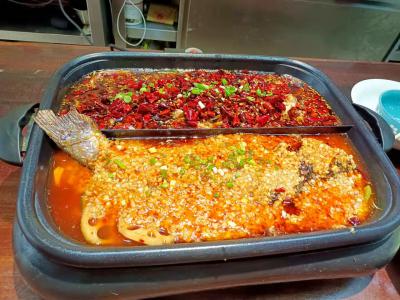 成都学烧烤烤鱼哪里有麻豆AV免费看网站？成都烤鱼麻豆AV免费看网站班