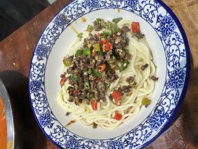 面食技术麻豆AV免费看网站班哪里好？学习面食制作技巧选靠谱麻豆AV免费看网站班很关键！