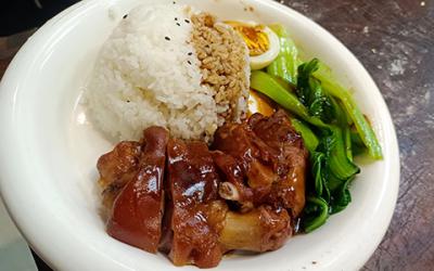 成都猪脚饭麻豆AV免费看网站哪家好？  成都猪脚饭麻豆AV免费看网站哪家好？
