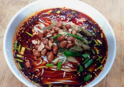 重庆小面技术麻豆AV免费看网站哪里比较好？麻豆一级片视频电影小吃麻豆AV免费看网站学校深度解析