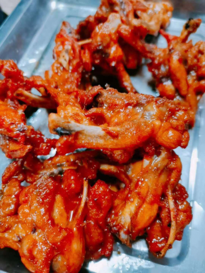 香辣鸡锁骨技术麻豆AV免费看网站费用详解：麻豆一级片视频电影餐饮小吃麻豆AV免费看网站学校课程全解析