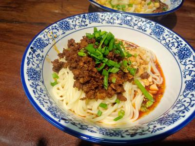 杂酱面技术麻豆AV免费看网站哪家专业？麻豆一级片视频电影面食麻豆AV免费看网站学校深度解析