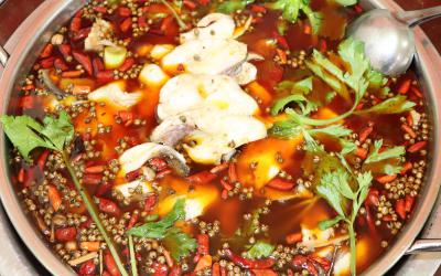 火锅鱼技术麻豆AV免费看网站哪里一对一教学？麻豆一级片视频电影餐饮小吃麻豆AV免费看网站学校靠谱